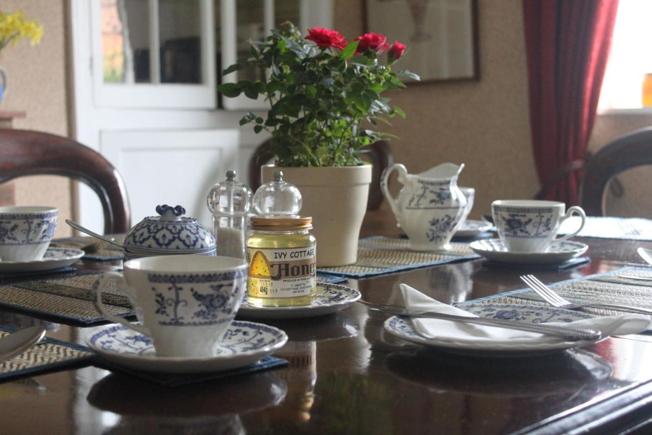 Ivy Cottage B And B Buckingham Esterno foto